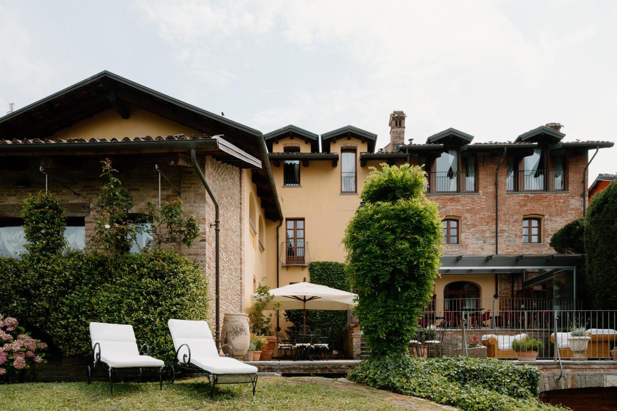 Hotel Casa Pavesi Grinzane Cavour Eksteriør billede